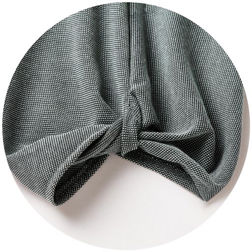 軽やかなねじり袖がアクセント