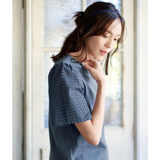 ネイビーブルー