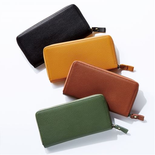 (上から)ブラック、イエロー、キャメル、オリーブ