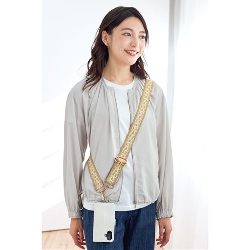 D(ヒシガタゴールド)<br>スマホショルダーにも