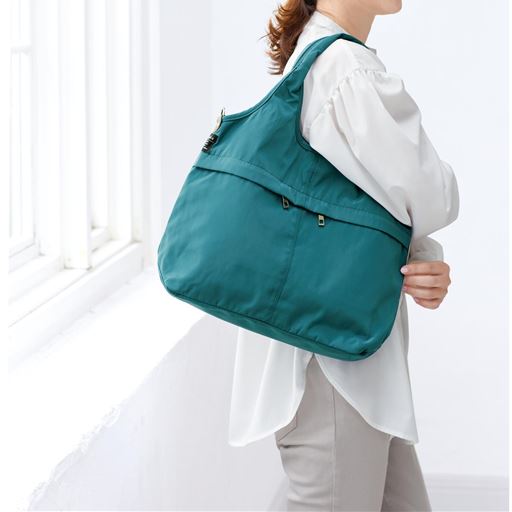 ブルーグリーン 2WAY 肩かけにも