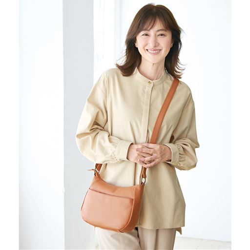 キャメル<br>斜め掛け