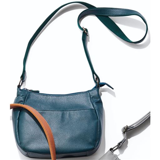 ダークブルーグリーン