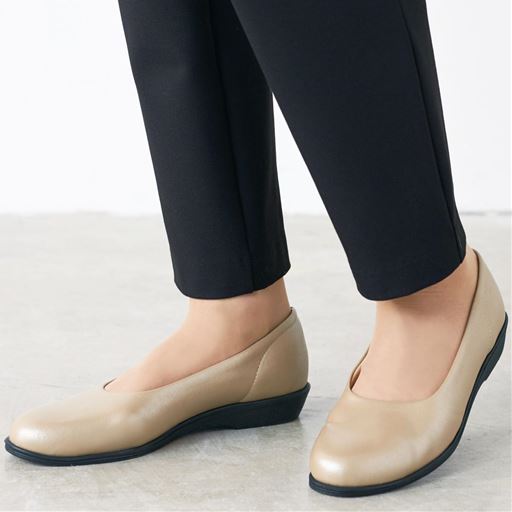 シャンパンゴールド<br>※着用イメージ