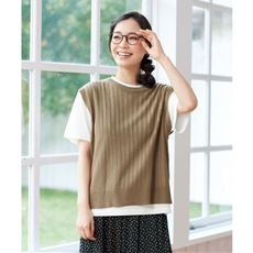 半袖Tシャツとニットベストの2点セット         