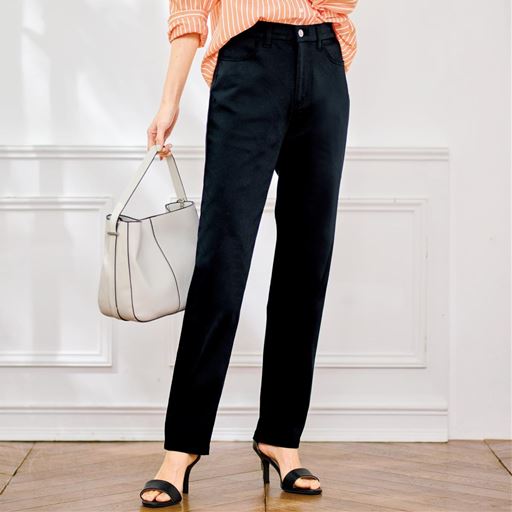 綿サテンストレッチストレートパンツ(ヨコストレッチ・微光沢)