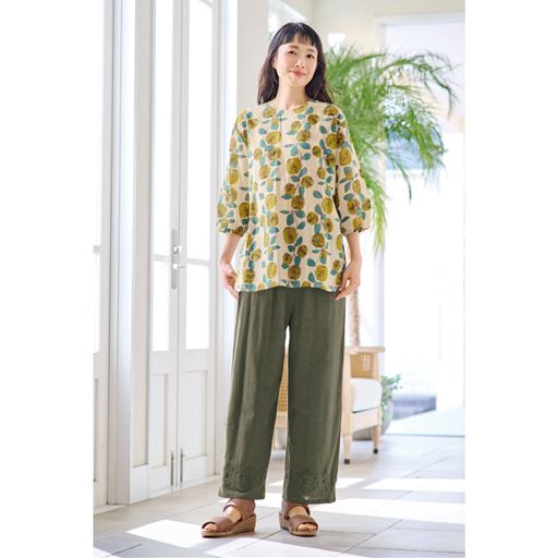 綿100%の裾刺しゅうパンツ