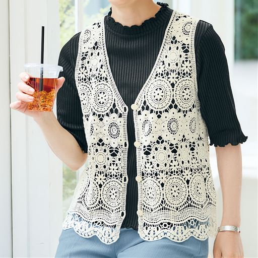 アイボリベージュ