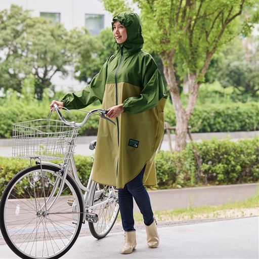 A(カーキ×ベージュ)<br>コーディネート例