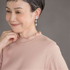 シルクのような光沢の綿混五分袖プルオーバー