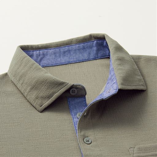 襟裏と前立て裏は、シャンブレーで上品な印象に。