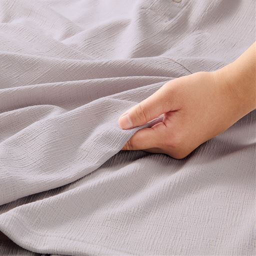 おとなの肌に、上質で繊細な快適さがうれしいポロシャツ&カーディガン。ダブルフェイス生地のここちよい肌ざわりが、日常に小さな贅沢をお届けします。