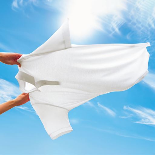 吸汗・速乾、抗菌防臭、UVカット機能で汗ばむ季節も快適