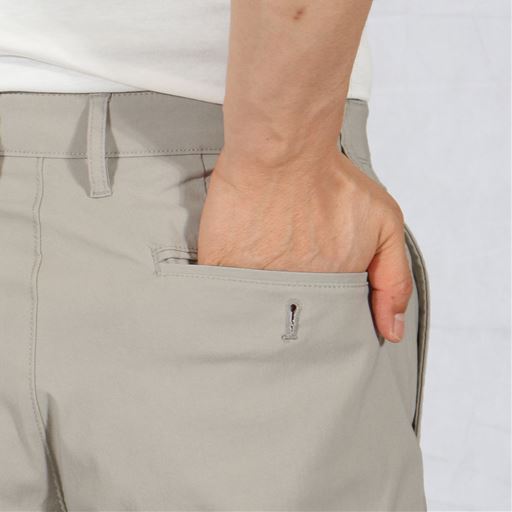 ライトグレー<br>後ろポケット