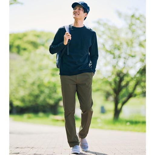 カーキ系 コーディネート例