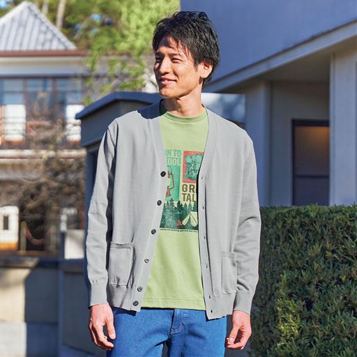 グレー コーディネート例