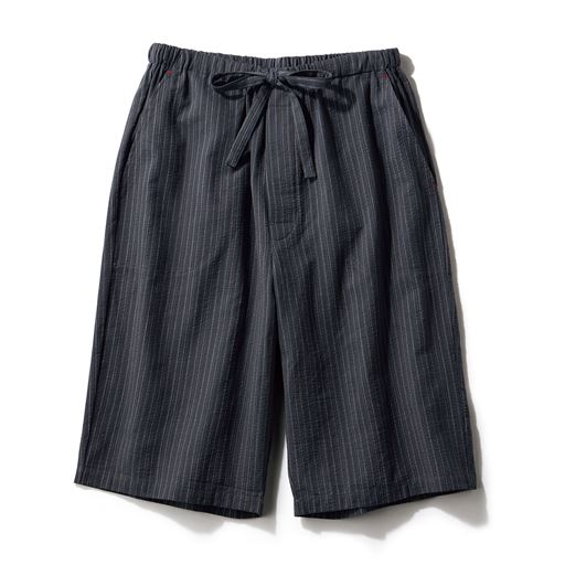 チャコールグレー