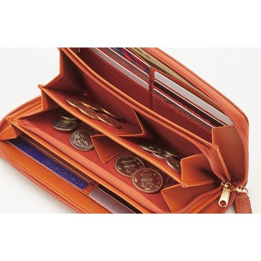 4室構造でコインが仕分け収納できて便利。