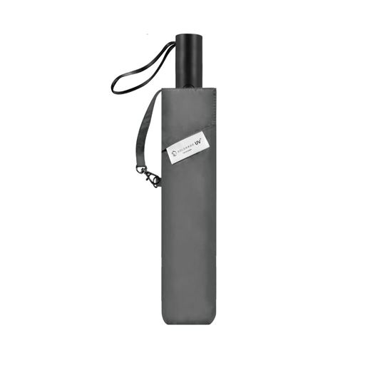 ストラップ付き収納ケースでバッグに掛けられる