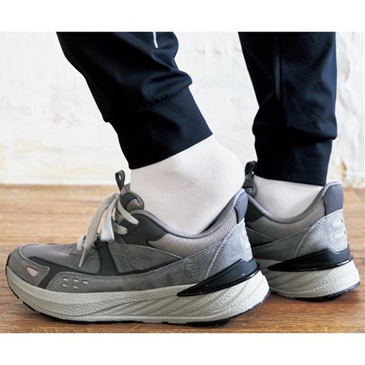 グレー コーディネート例