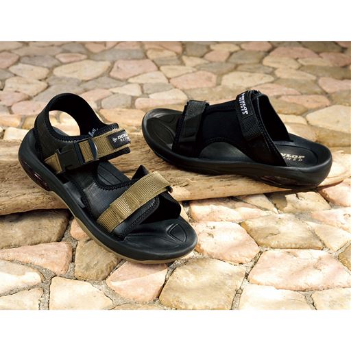 足元から涼しく!軽快なスポーツサンダル 左から:(後ろベルトタイプ)RS-431、(かかとなしタイプ)RS-432