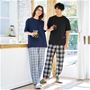 左からネイビー  ブラウン コーディネート例