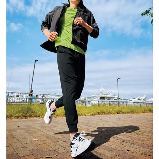 ブラック コーディネート例