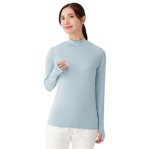 汗をかいてもサラッと涼やかな着心地のストレッチウエア。伸縮性のある素材を使用しているので、スポーツやエクササイズなどあらゆるシーンで着用いただけます。 グレイッシュブルー着用例