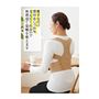 薄手なのに背中をしっかり支えて、無理なく姿勢を整えます。