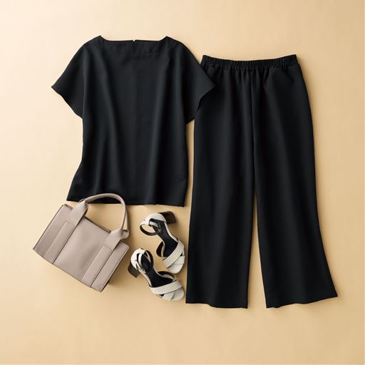 ブラック <br>※バック・靴は商品に含まれません。