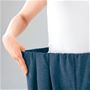 ウエスト総ゴム&タック使いで腰周りとヒップがゆったり