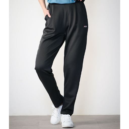 <FILA>タックテーパードパンツ