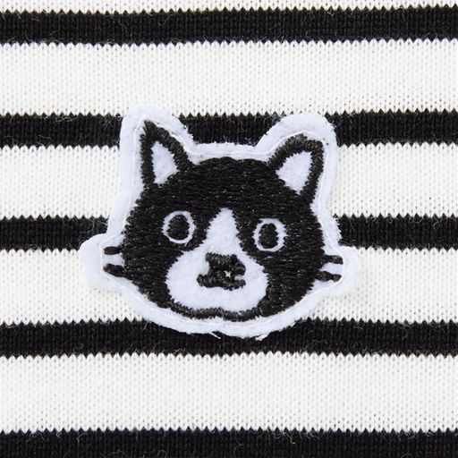 胸元刺繍アップ &copy;shirokurosan
