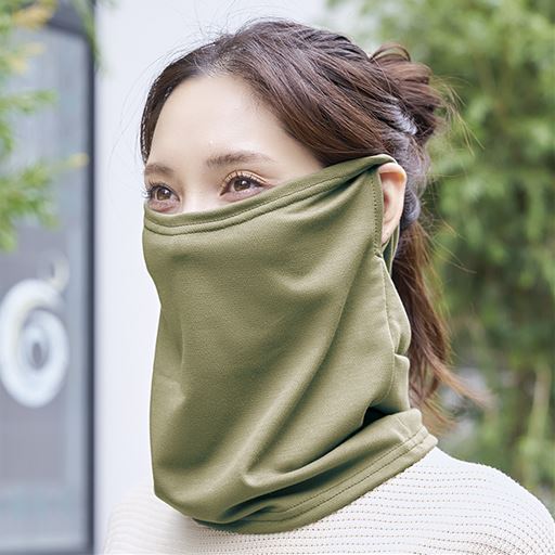 カーキ<br>フェイスカバーに  <br>耳にかけられるのでずり落ちにくい