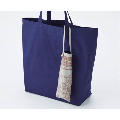 袋の持ち手を外しバッグに付けられて便利 鞄の中で邪魔にならない!