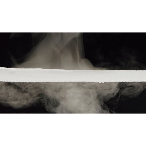 ～放熱素材のココがすごい～<br>通気性に優れムレにくい