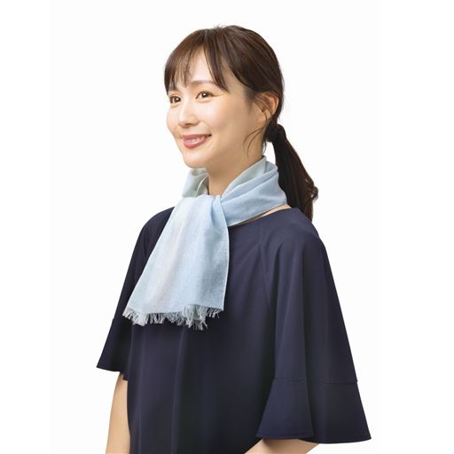 ミントブルー