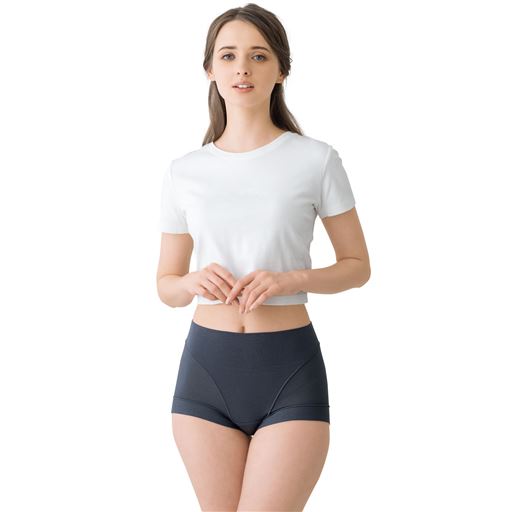 コスミックグレー 着用例