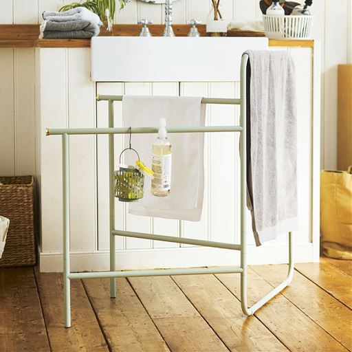 シンプルさが使いやすさ♪<br>折りたたんでスッキリ収納も◎<br><br>＊写真のカラーは販売しておりません。