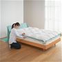 使い方(3)<br>8ケ所ホック付きズレ防止テープを留める。