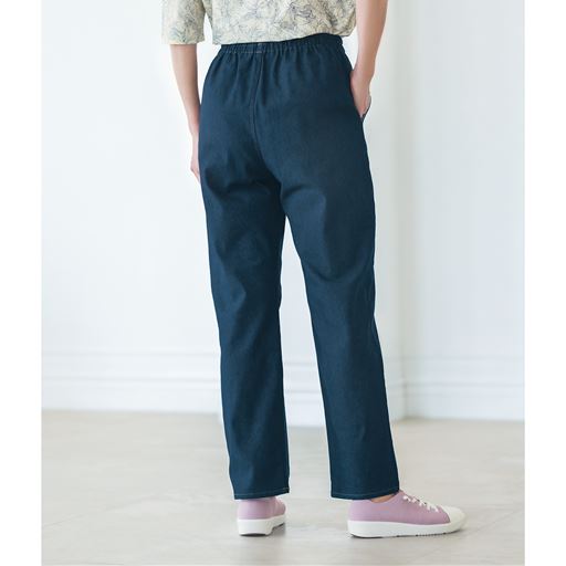 ネイビー<br>バックスタイル<br>モデル身長:170cm