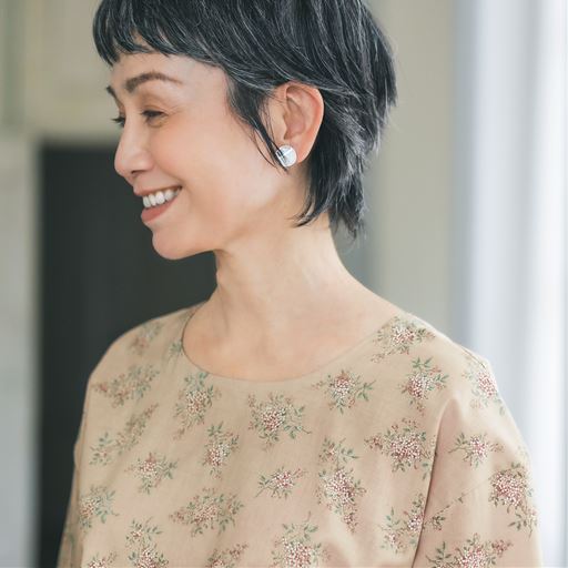 【日本製】 綿100%花柄ブラウス