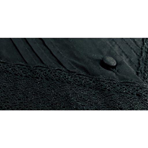 やわらかく着心地が良い、洗いざらしの薄手の綿100%生地。