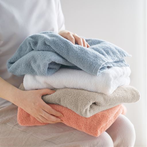 お洗濯を繰り返してもヘタりにくく、おろしたてのふっくら感が長く続く自信作です。