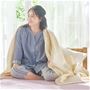 アイボリベージュ<br>ふわっとやわらかい肌ざわりの6重ガーゼケットです。