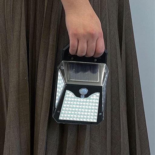 持ち運び可能で、さまざまな場所で使用できます。