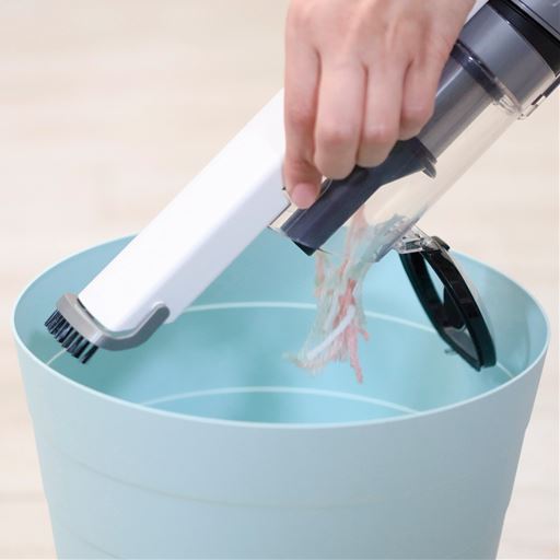 ボタンを押すだけで簡単ごみ捨て