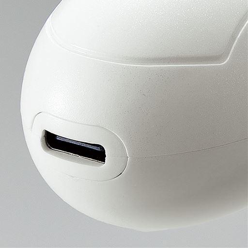 底面 充電口