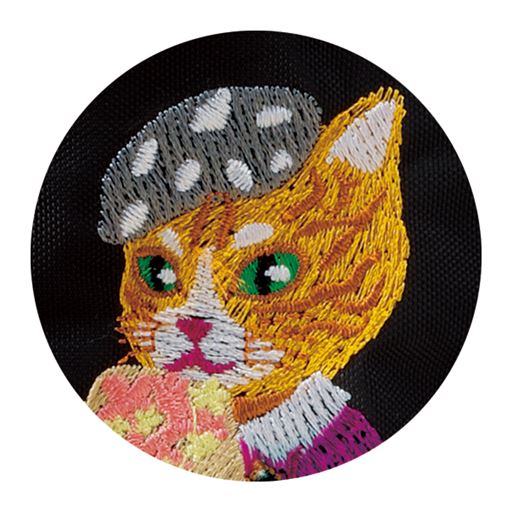 印刷では出せない刺繍ならではの華やかで豊かな表情が特徴にゃ～