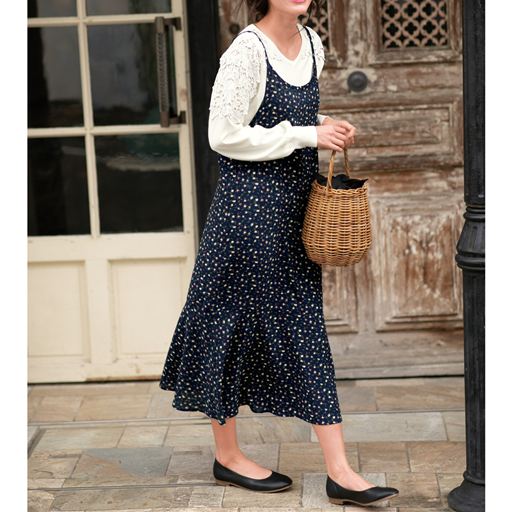 ペプラム裾フラワーキャミワンピース セシール Cecile